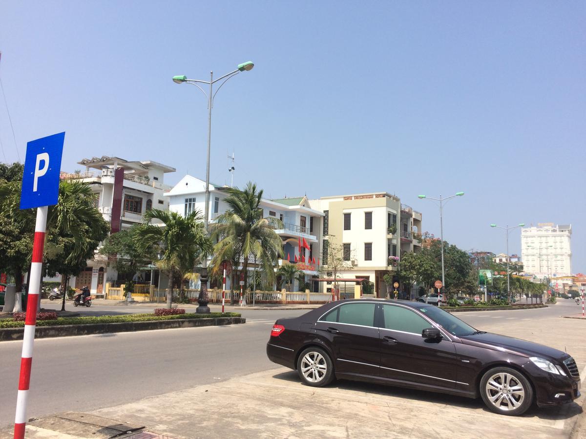 Geminai Hotel & Cafe Dong Hoi Exteriör bild