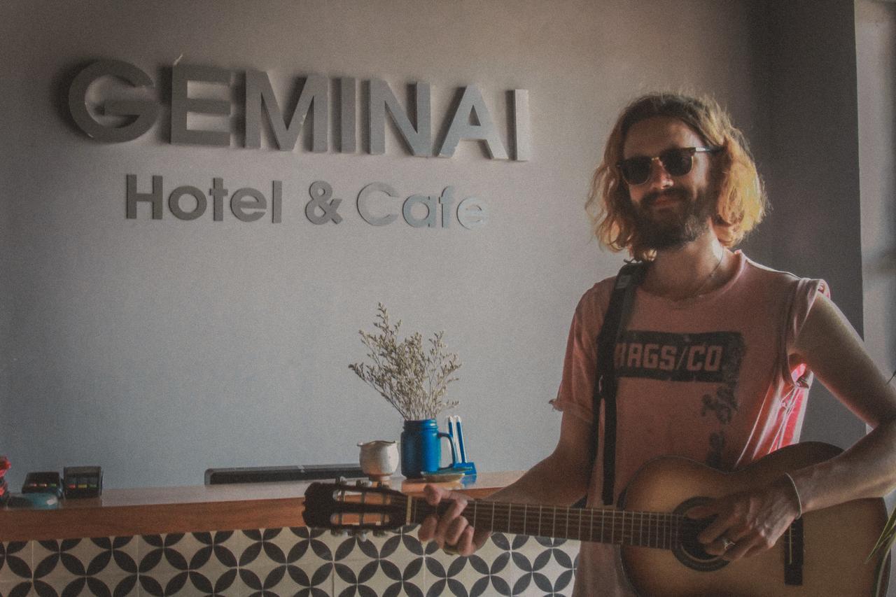 Geminai Hotel & Cafe Dong Hoi Exteriör bild