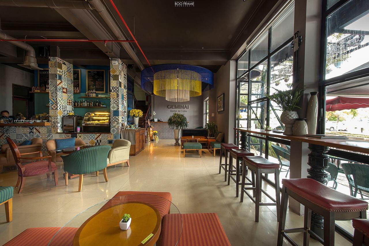 Geminai Hotel & Cafe Dong Hoi Exteriör bild