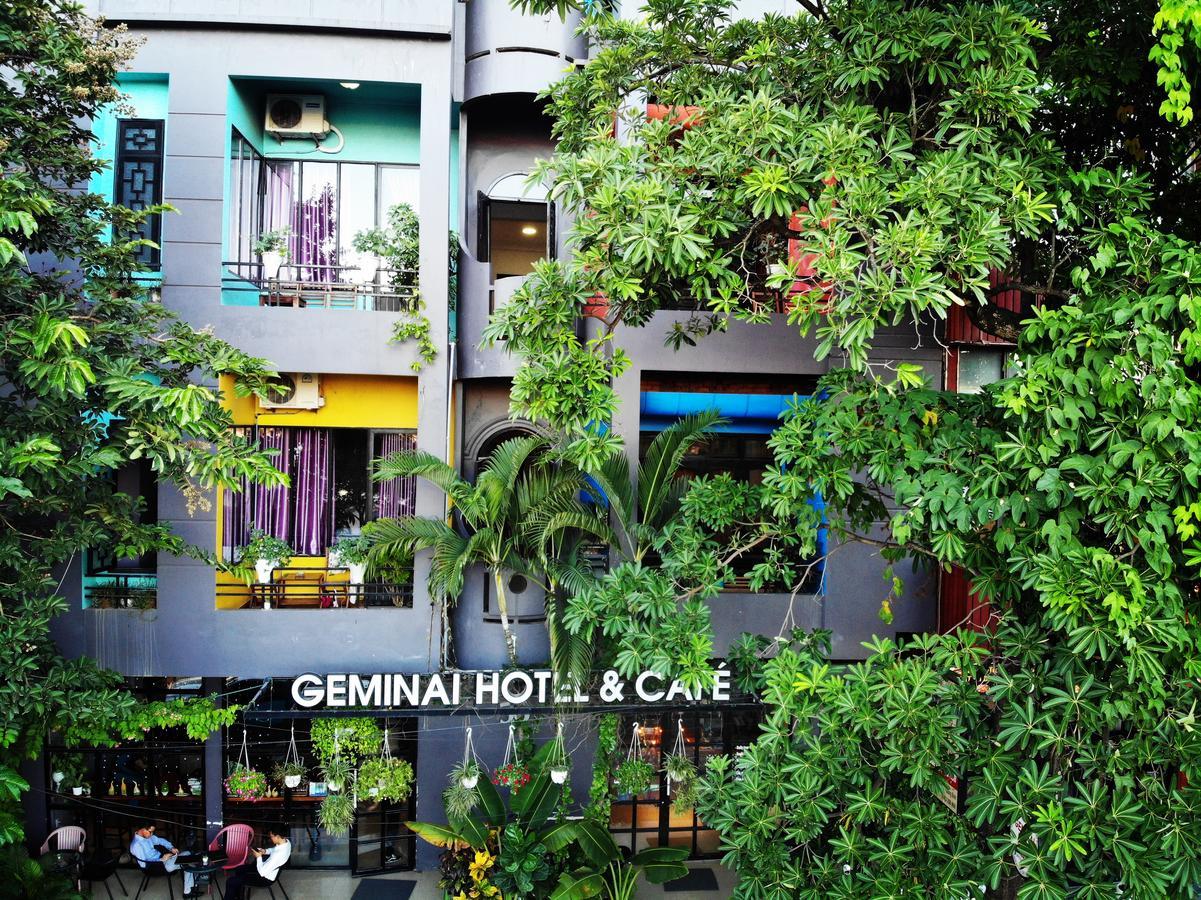 Geminai Hotel & Cafe Dong Hoi Exteriör bild